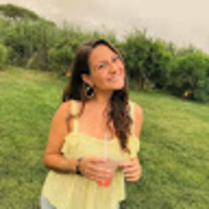 Meet your Posher, Danielle